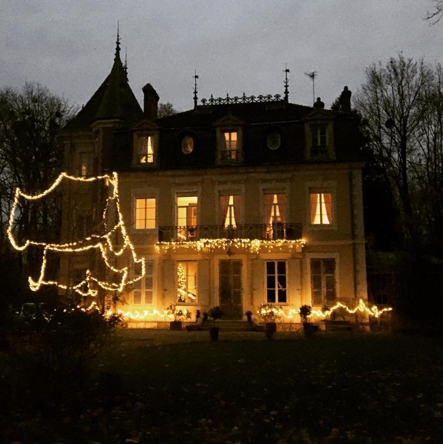 Chateau De Corcelle - Chambres Et Table D'Hotes Chatenoy-le-Royal Exterior photo